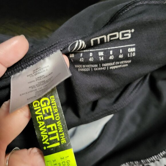 EUC MPG ATHLETIC WORKOUT SHORTS SZ L - Picture 4 of 6